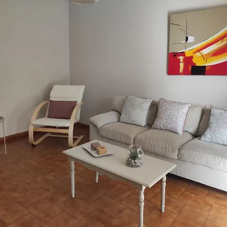 Apartamento Cozy And Friendly Flat In